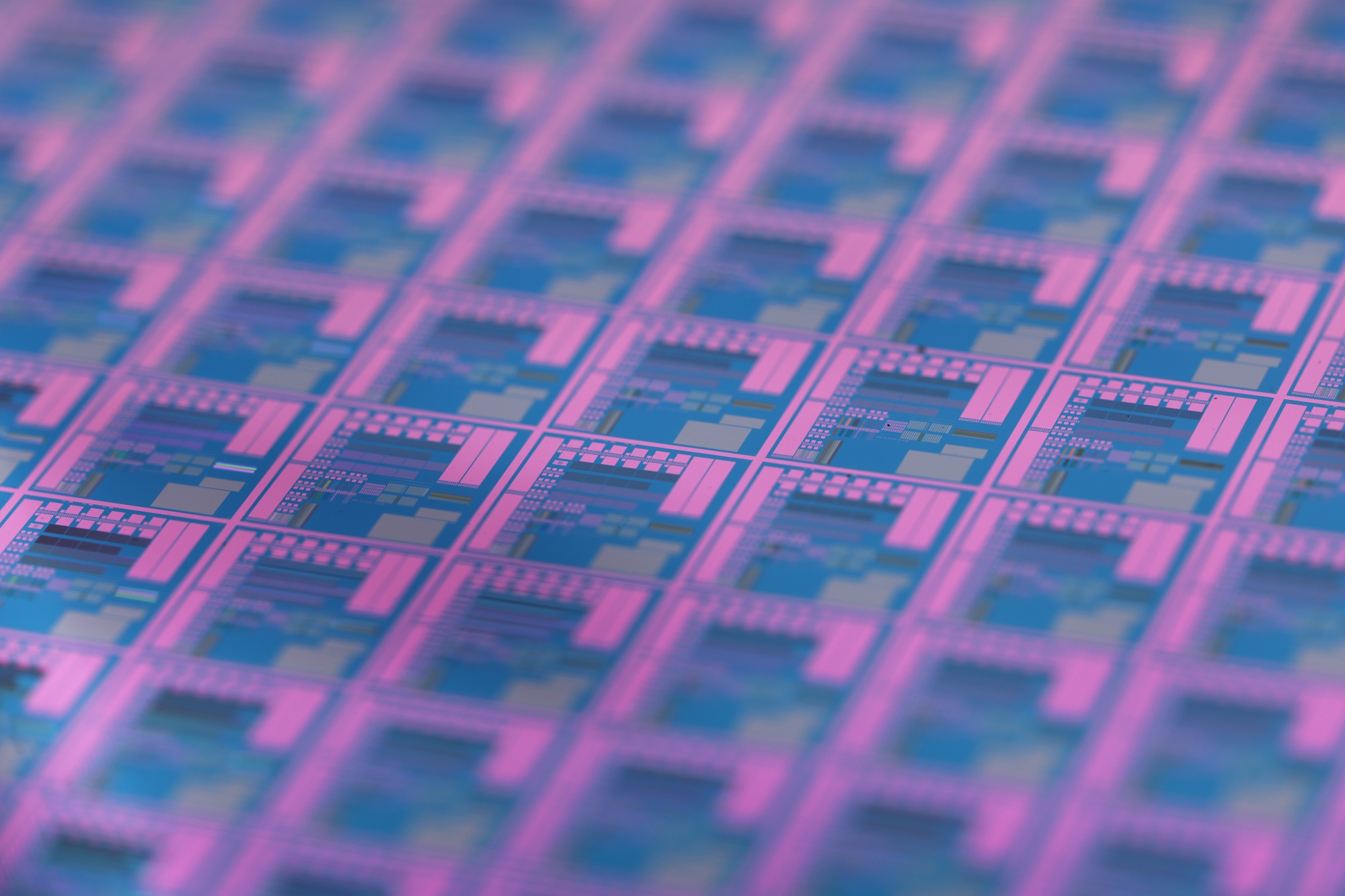 US to Launch 5 Billion Research Hub in China Chips Race Bloomberg