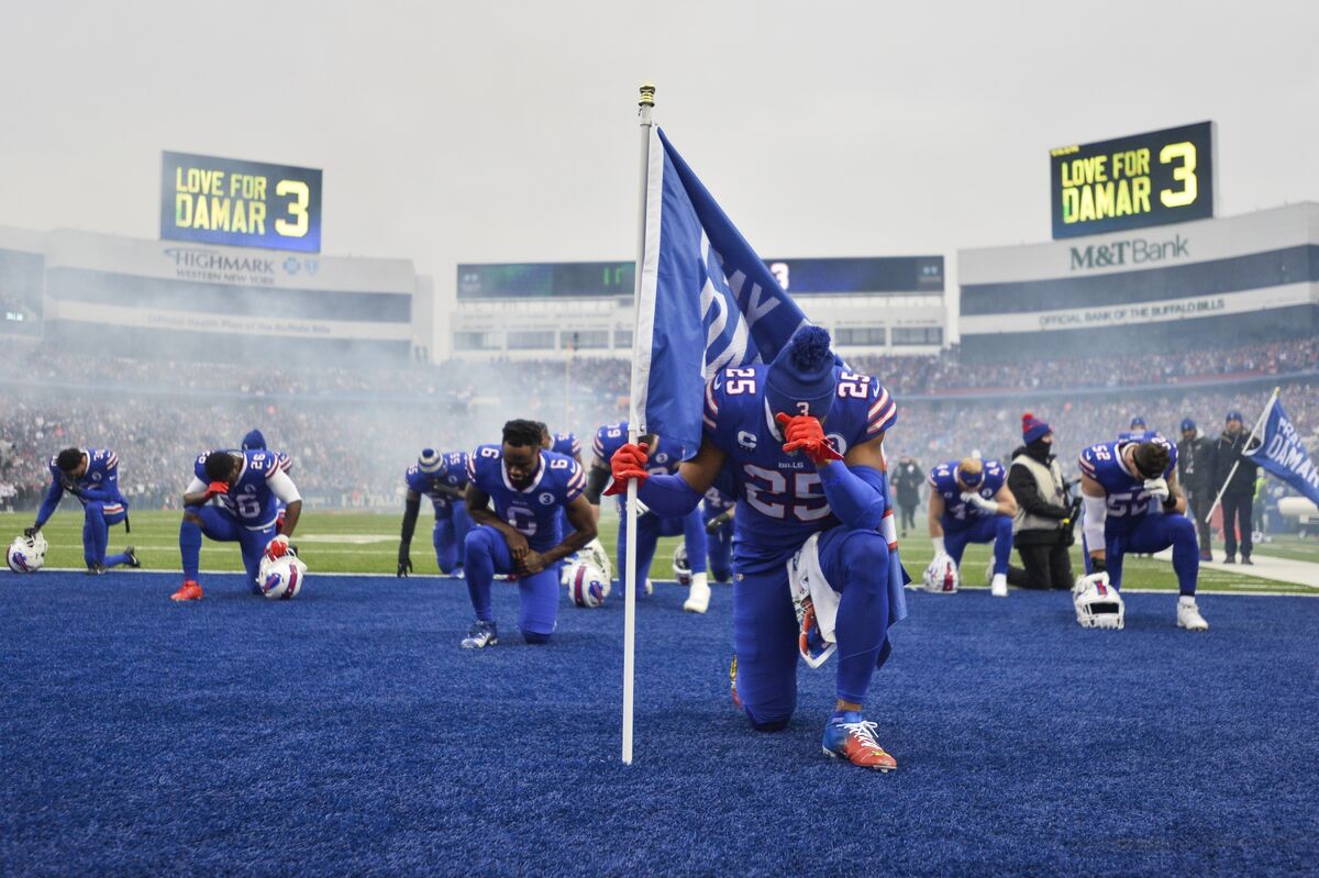 Bills-Patriots Kick Off Week Filled With Playoff-type Games - Bloomberg