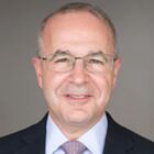Headshot of Kevin Sneader
