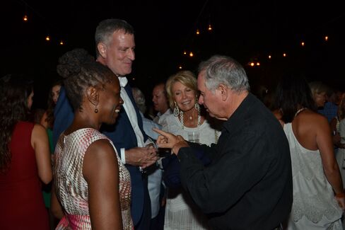 Chirlane McCray and Mayor Bill de Blasio with Christine and Steve Schwarzman