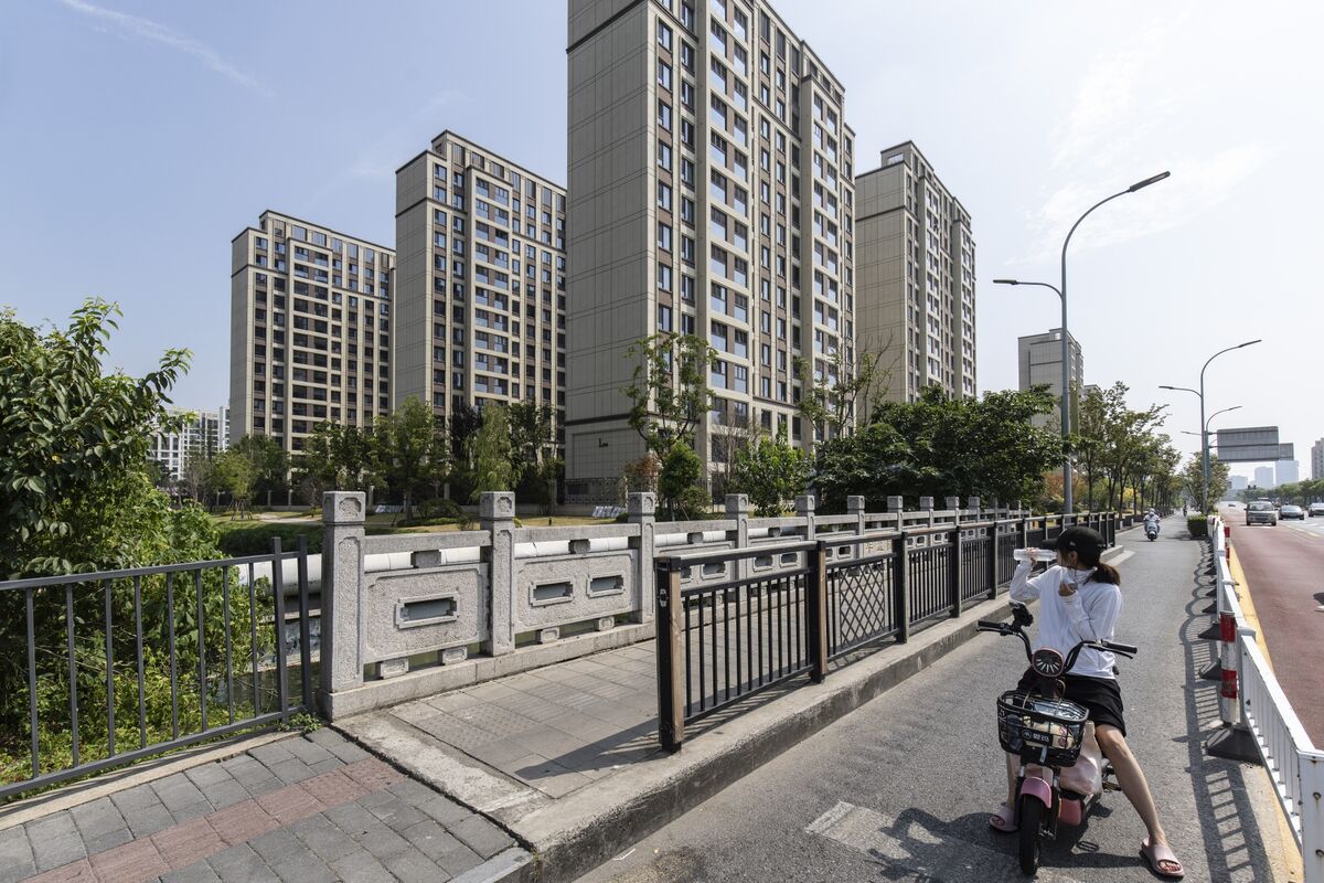 bloomberg.com - Jeanny Yu - China Property Tipping Point Will Drive Up Stocks, JPMorgan Says