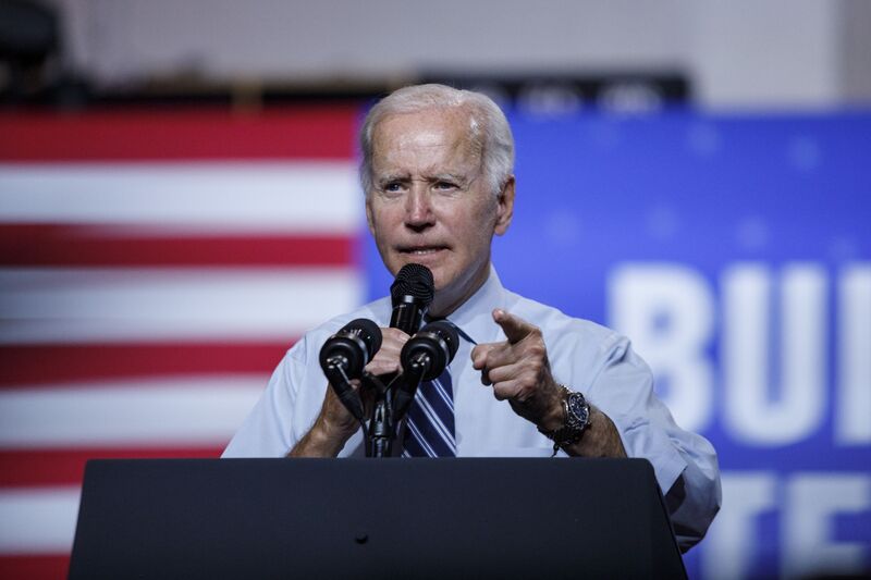 El presidente Joe Biden habla en un mitin del Comité Nacional Demócrata en Rockville, Maryland, el jueves.