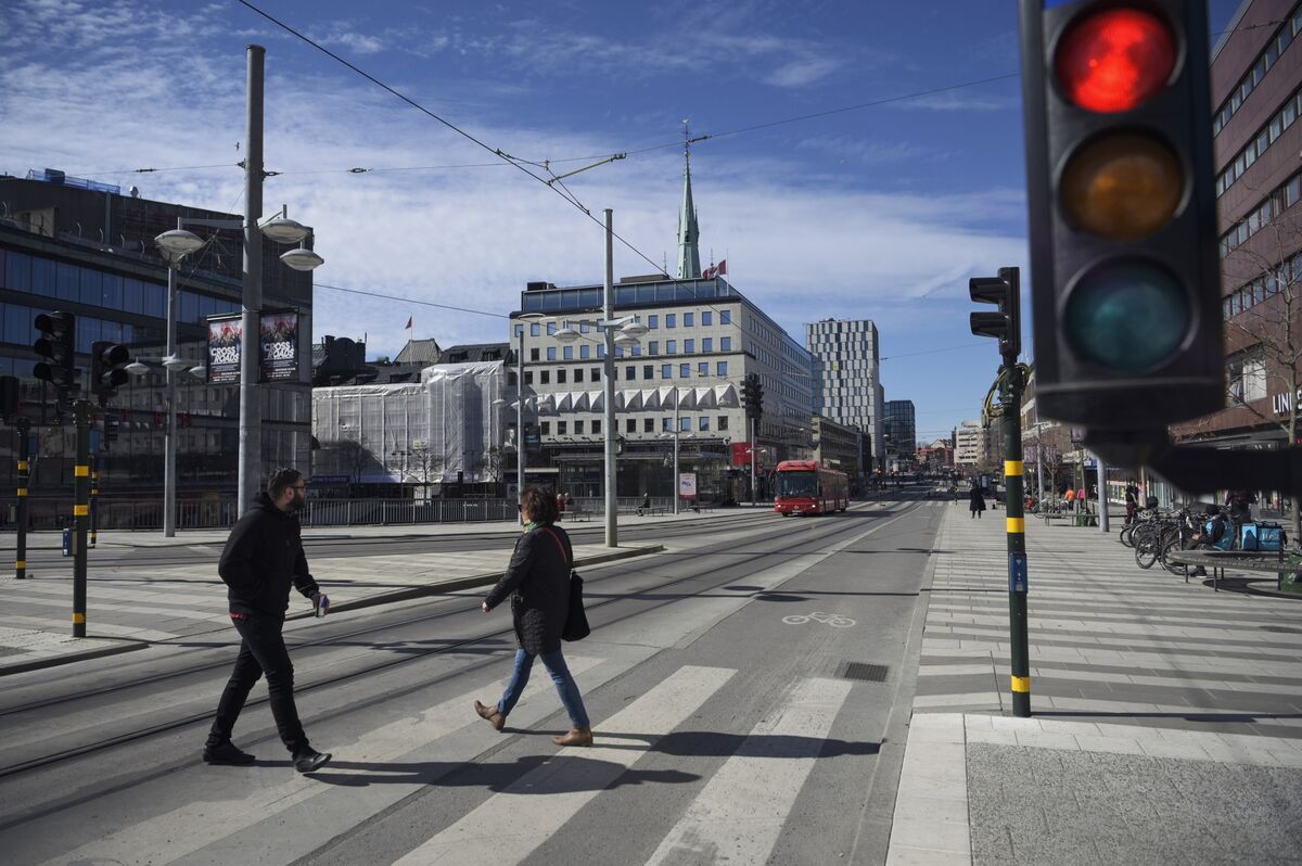 Nordic Capital, Permira Raise Bavarian Bid to Win Over Holdouts