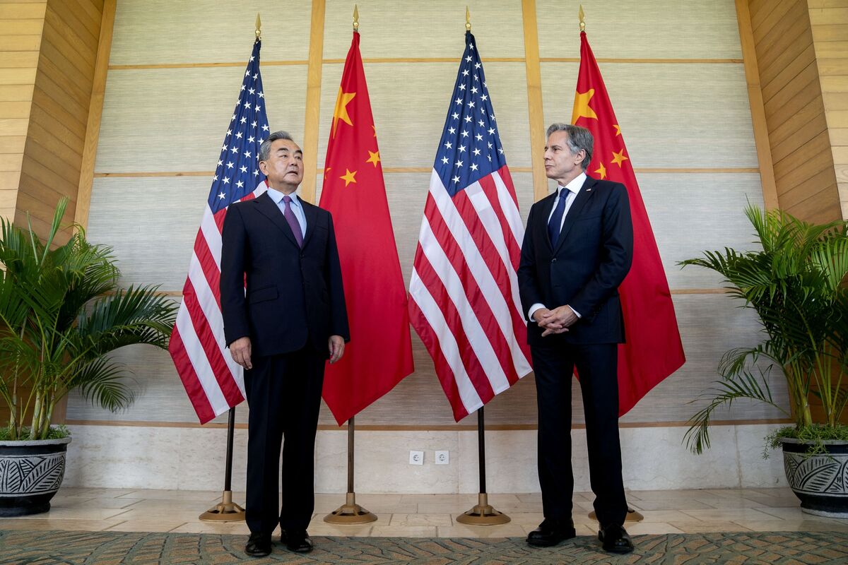 Les principaux diplomates américains et chinois évaluent leur première réunion depuis le drame du ballon