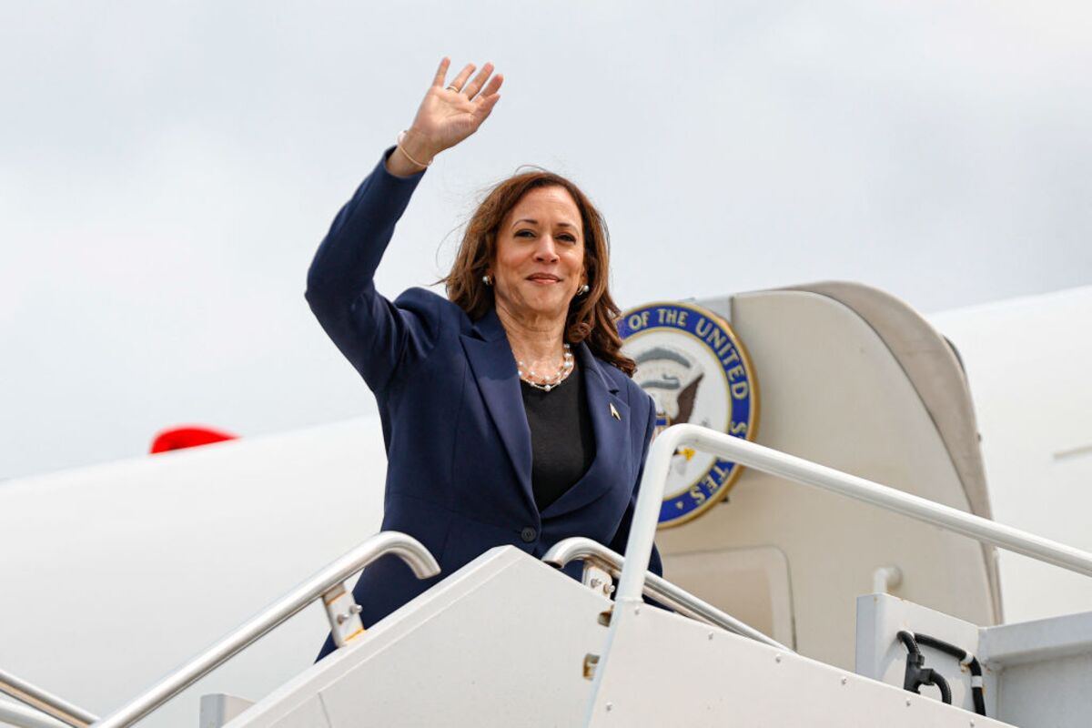 Kamala Harris Is No ‘Radical’ California Liberal - Bloomberg