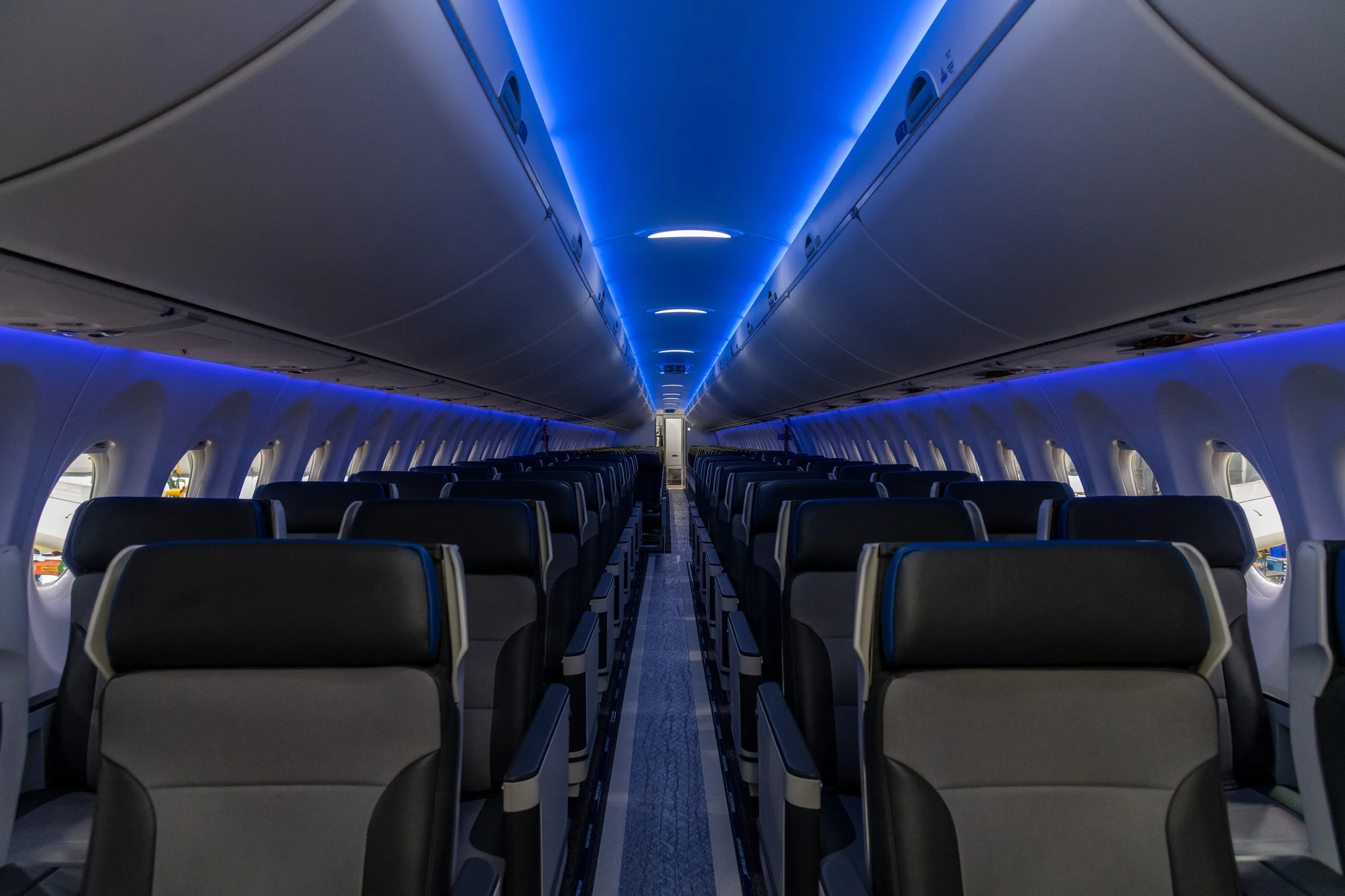 Breeze Airways’ Airbus A220-300 aircraft