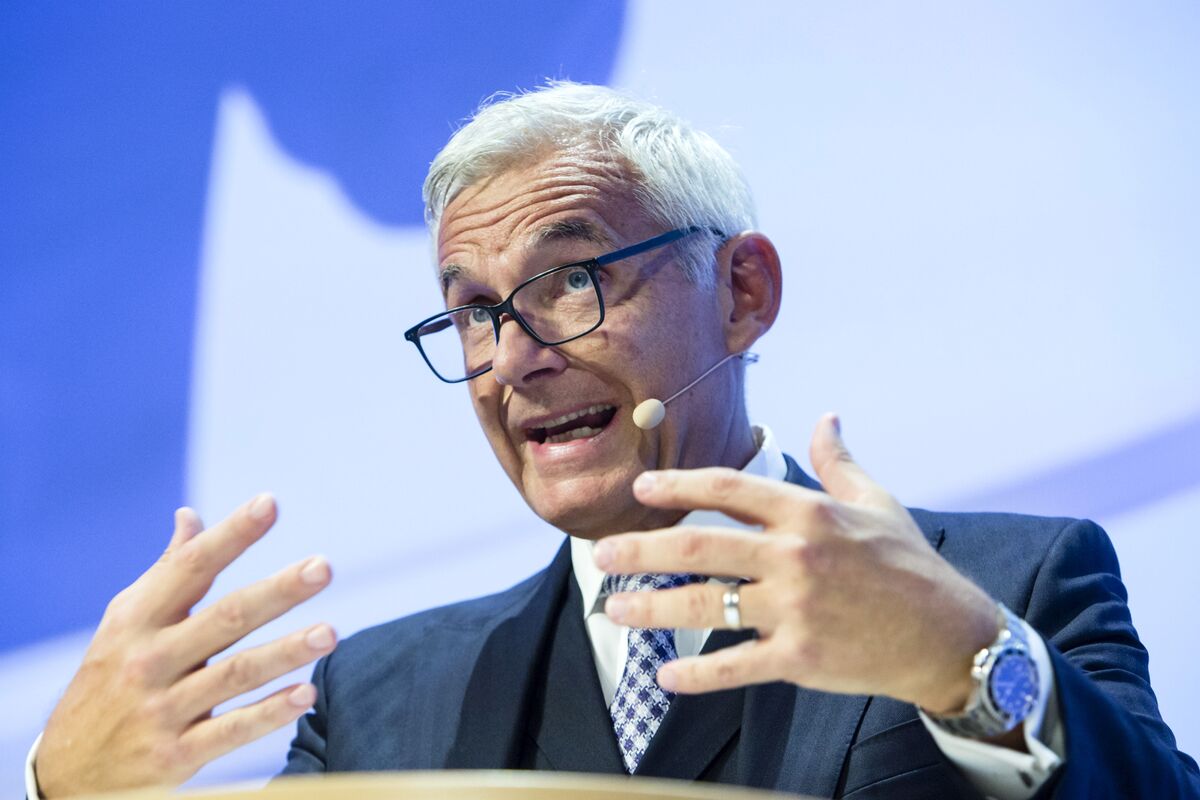 Credit Suisse Chairman Says He Has a Lot of Shareholder Support Bloomberg