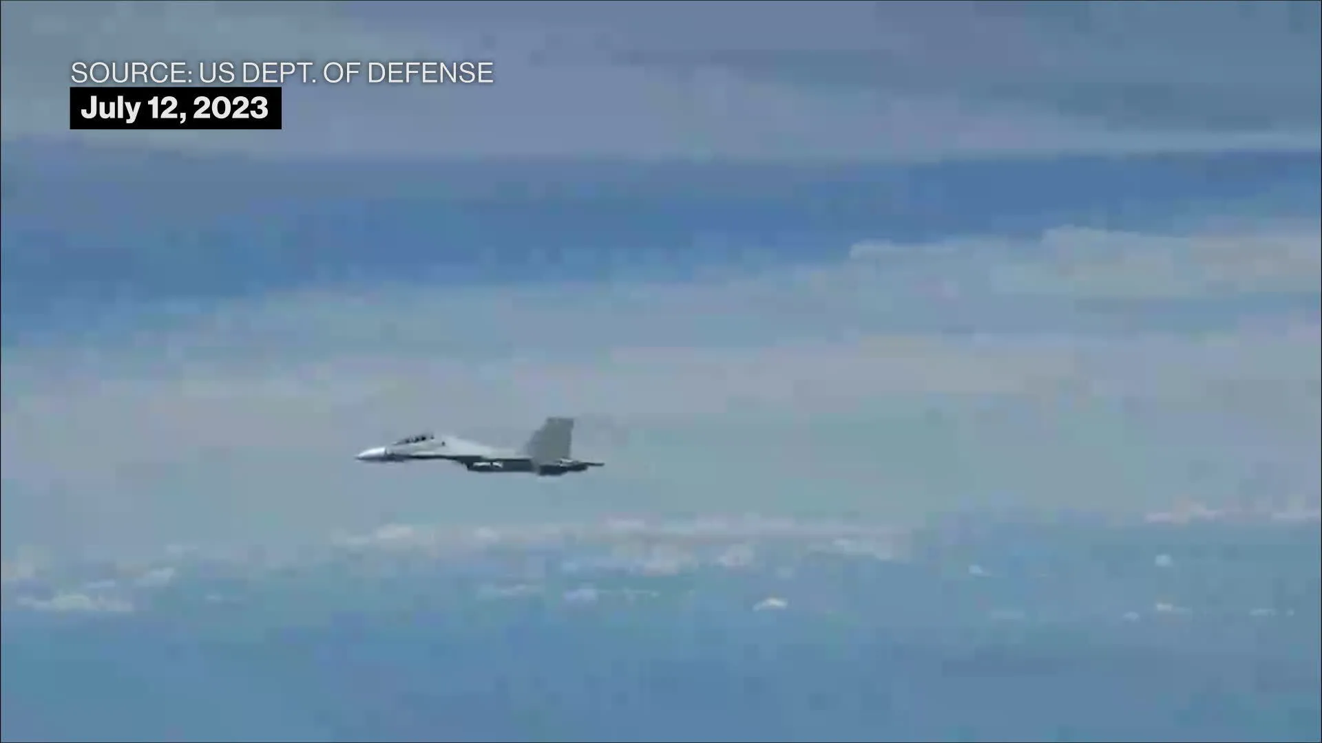 Watch PLA Jet Drops Series of Flares 900 Feet From US Plane - Bloomberg