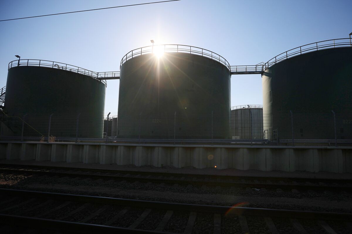 assets.bwbx.io image