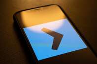 Silicon Valley Bank Share Rout Deepens Amid Bank Run Fears