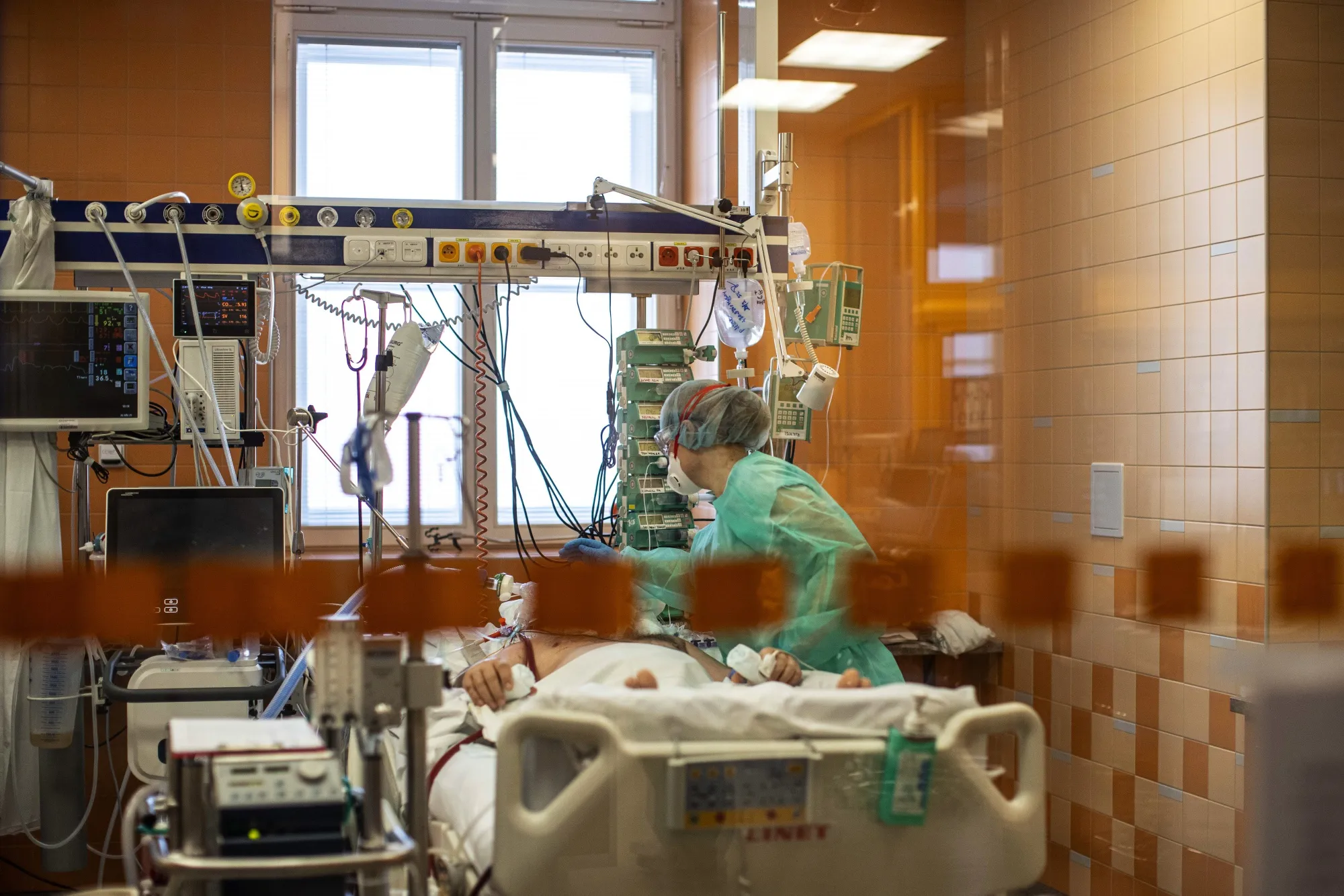 ICU Ward With Czech Republic Set To Prolong Covid-19 State of Emergency