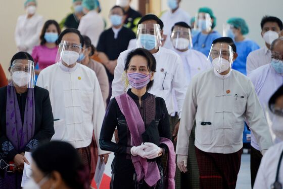 Political Tensions Flare in Myanmar, Sparking Fears of a Coup
