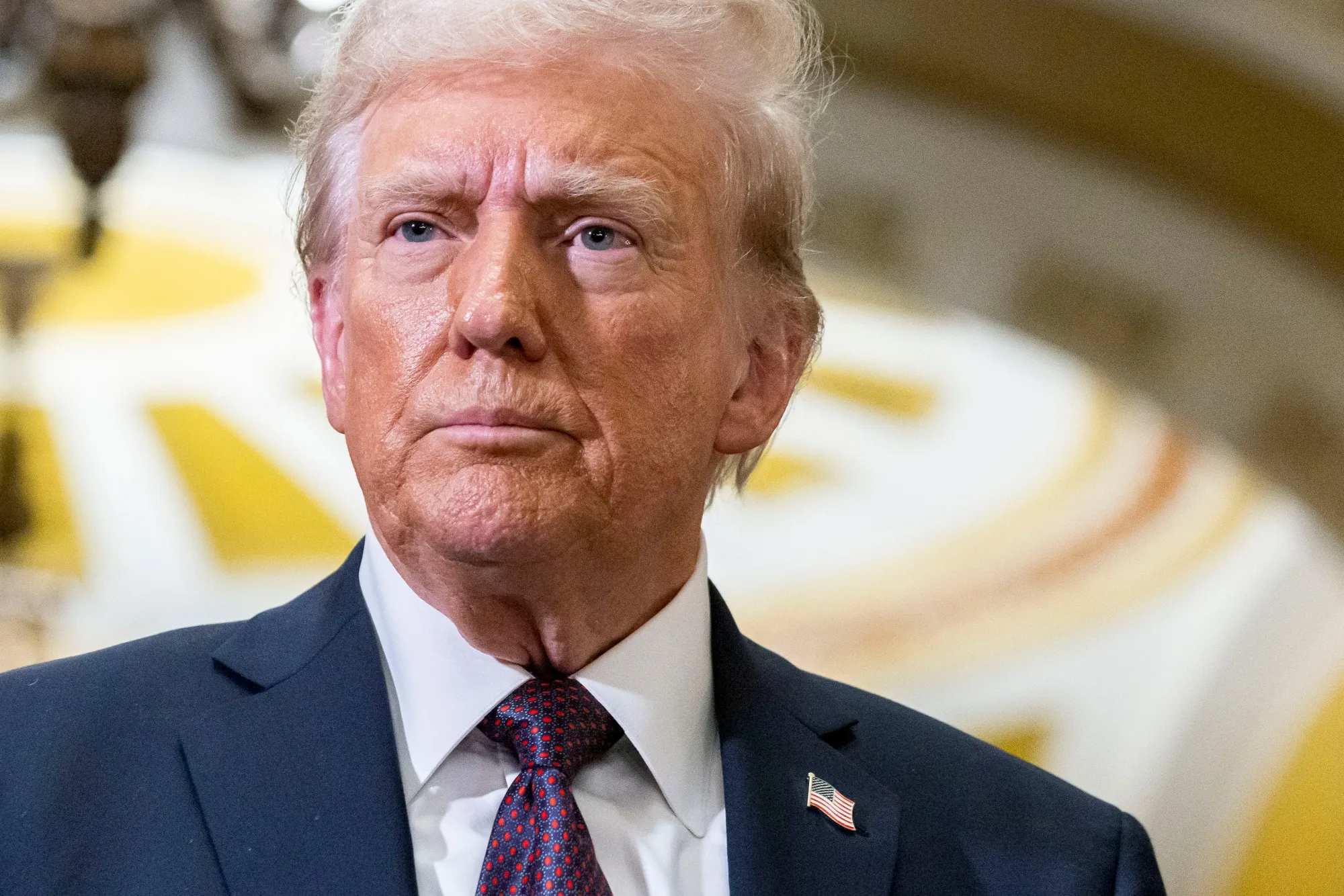 トランプ氏、就任初日に移民対策やエネルギー生産など大統領令を計画 - Bloomberg