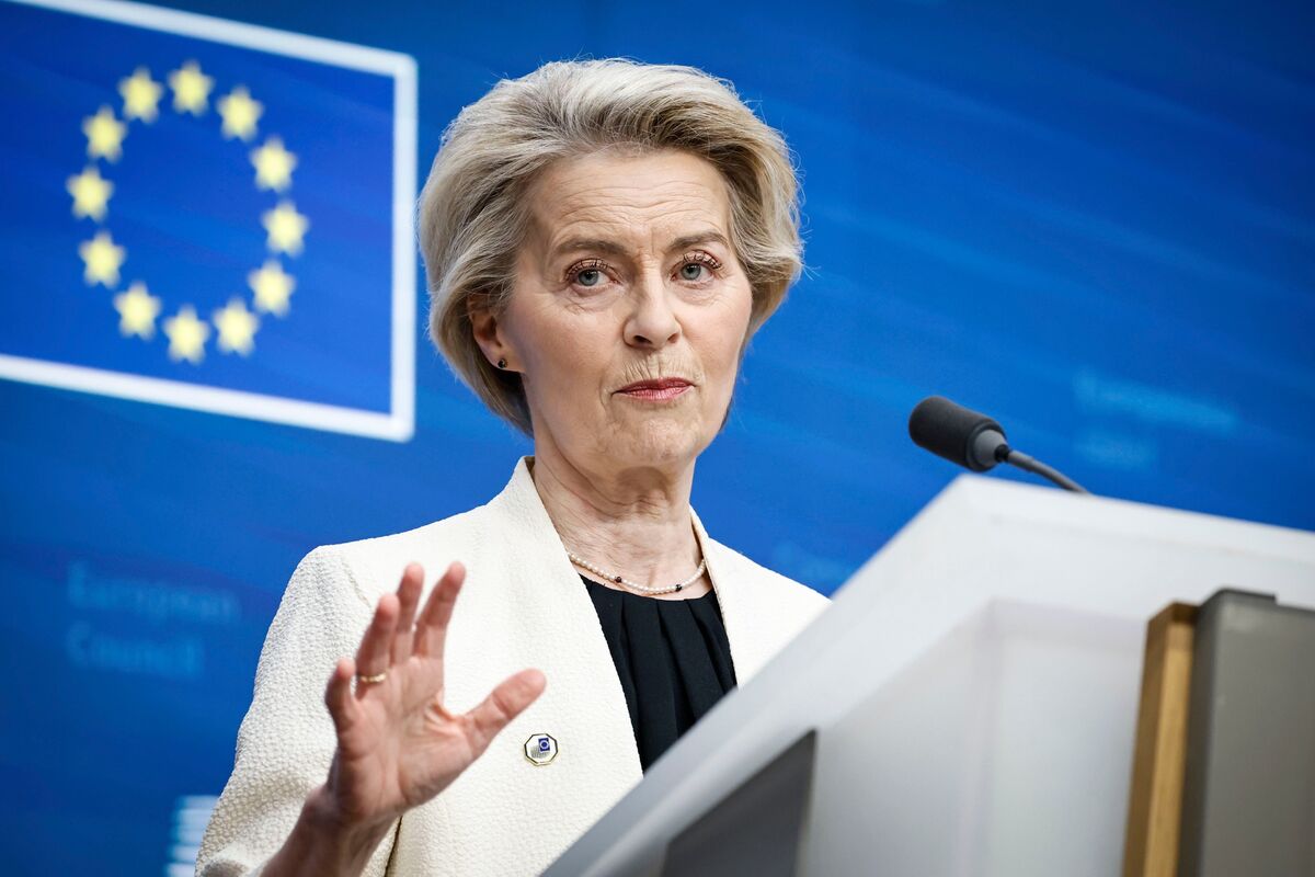 Von Der Leyen’s Plane Hit by Alleged Russian Jamming