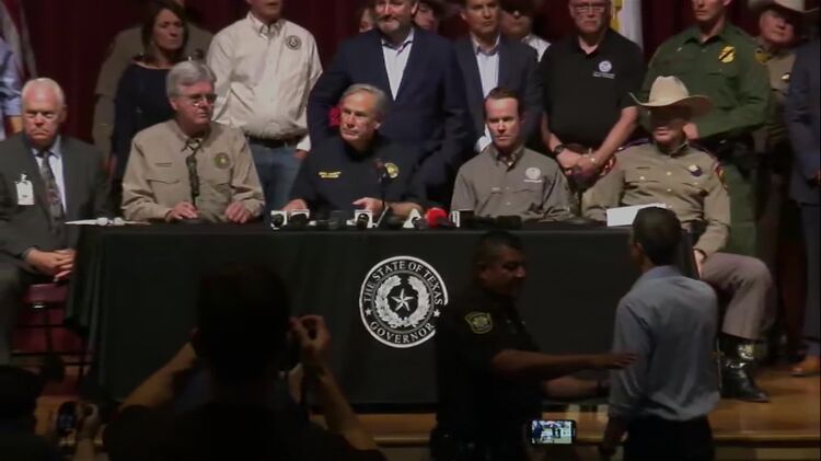 relates to Beto O'Rourke Interrupts Texas Shooting Press Conference