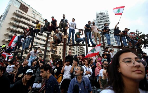Lebanon Heads for Showdown as Reform Vows Fail to Quell Protests