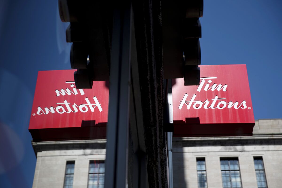 Tim Hortons president Alex Macedo leaving in March, parent company