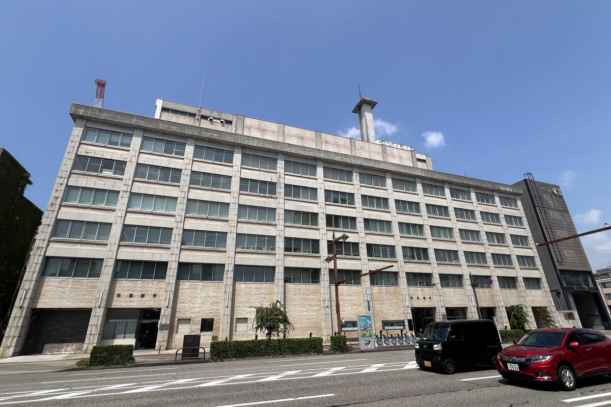⚫️ BLOOMBERG: "Hokuhoku Financial Group punta su obbligazioni a breve termine in attesa dell'aumento dei tassi in Giappone"