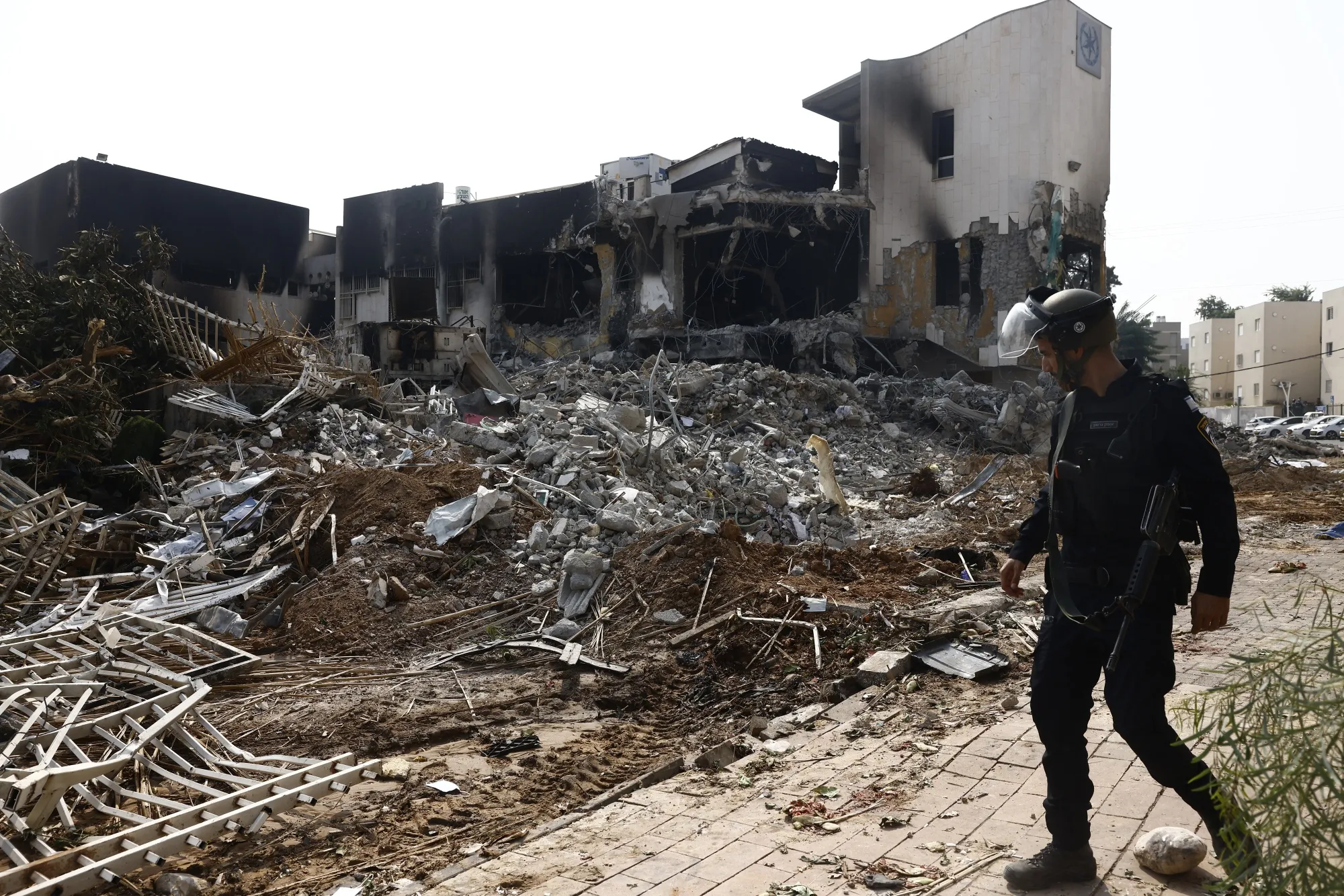 A destroyed police station&nbsp;in Sderot, Israel.&nbsp;A State Department spokesman said charter flights would start on Friday.&nbsp;