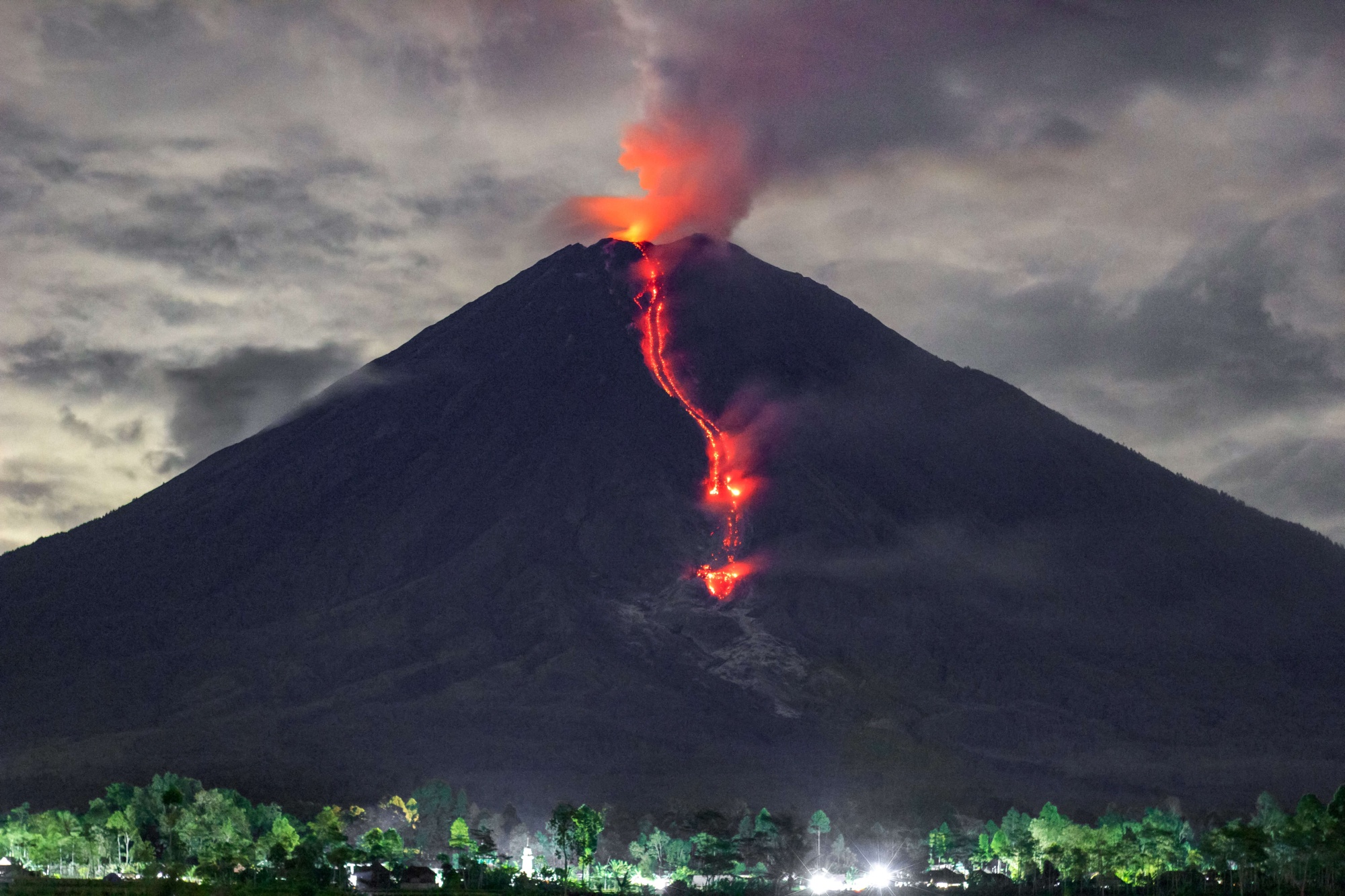 Indonesia volcano eruption tsunami