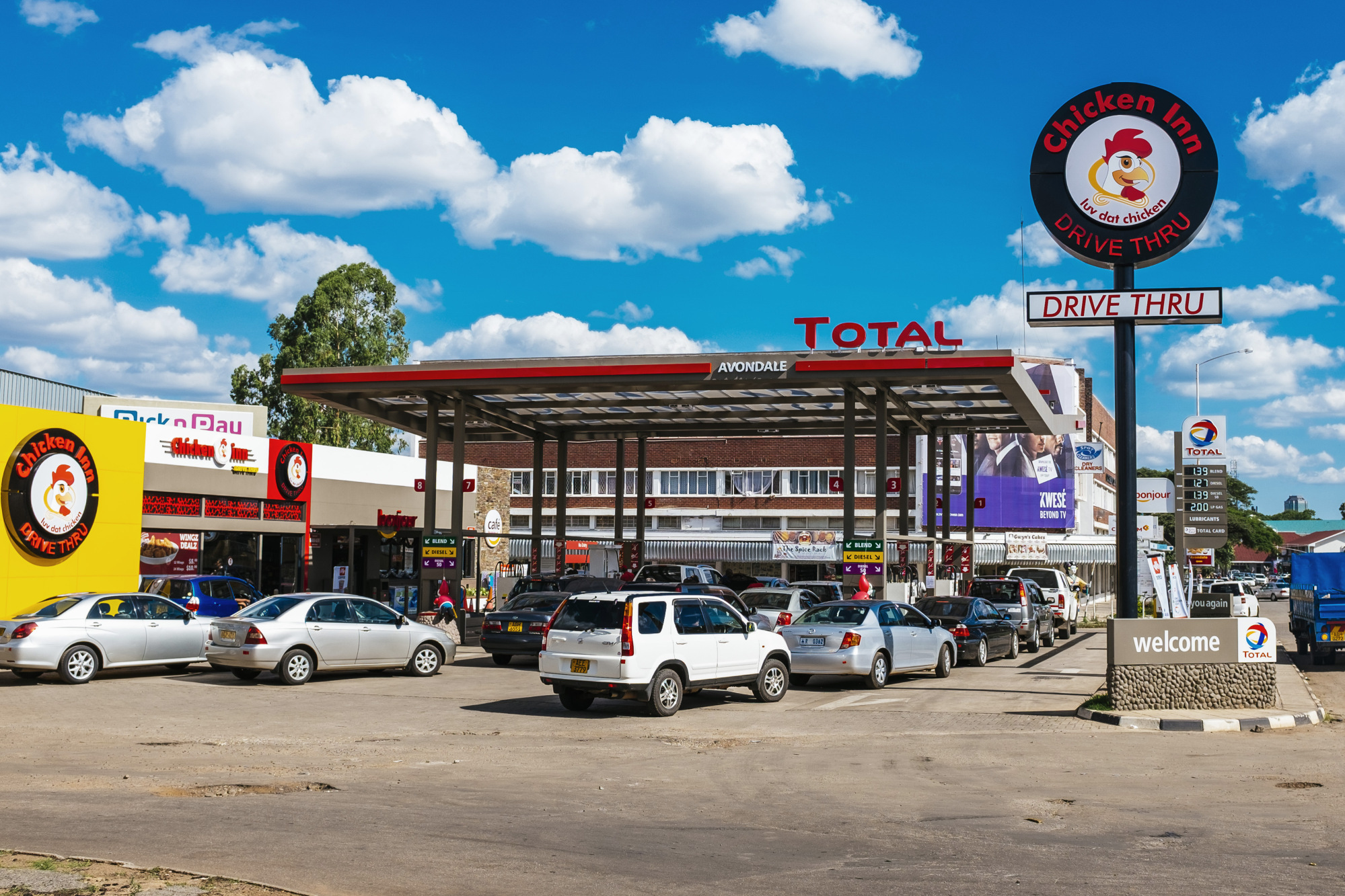 Trafigura, IPG Give Zimbabwe More Time to Pay for Fuel Bloomberg