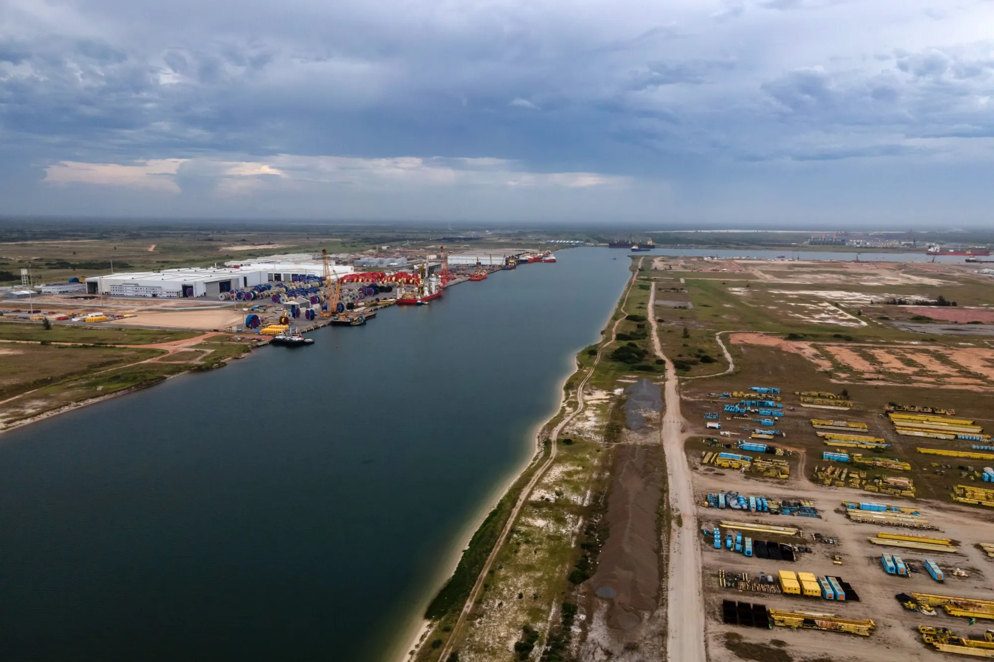 The Port of Acu,&nbsp;northern Rio de Janeiro.
