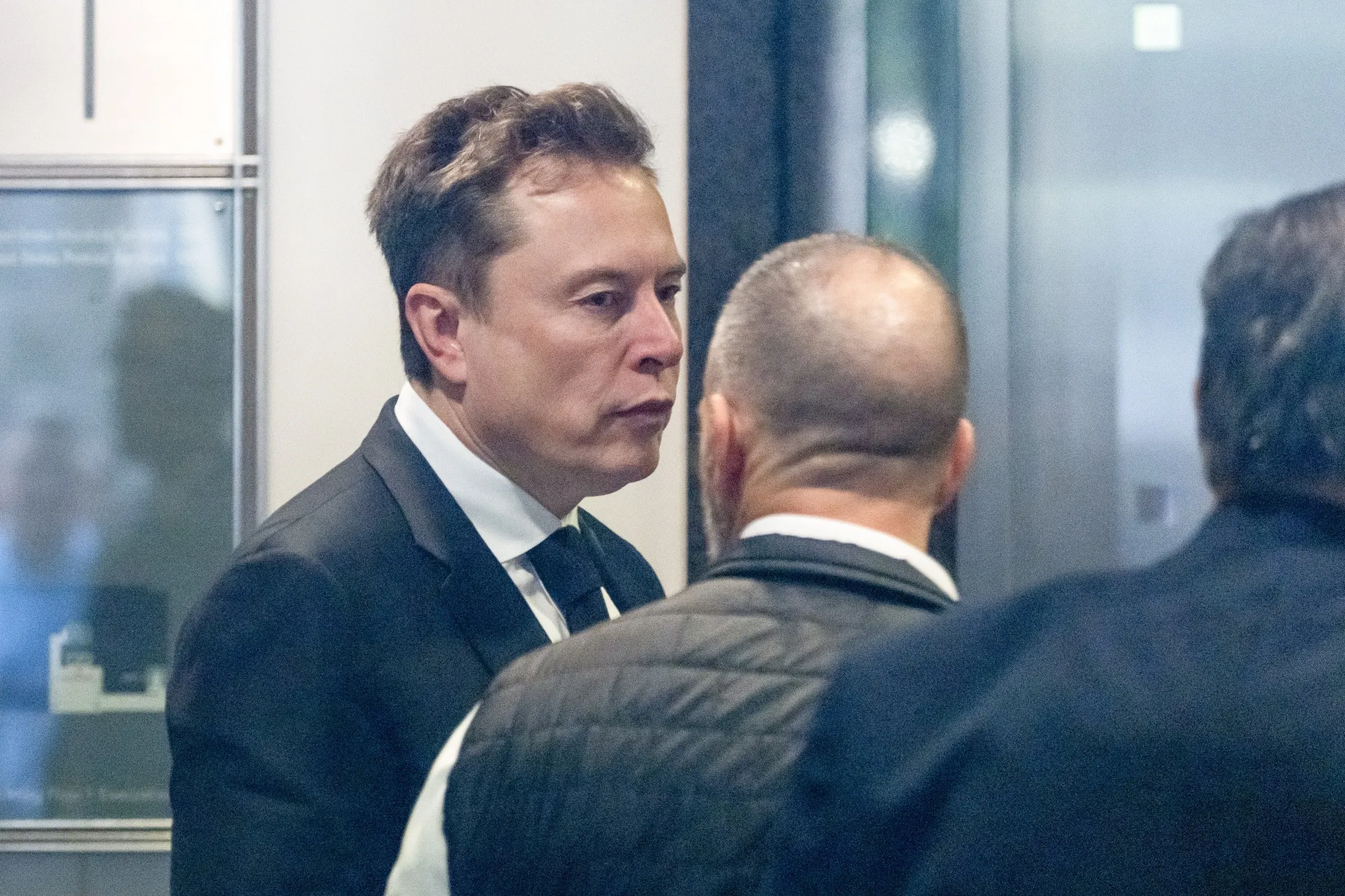 Elon Musk loses lawsuit against Sam Altman; jury finds claim barred by statute of limitations, clearing OpenAI for IPO.