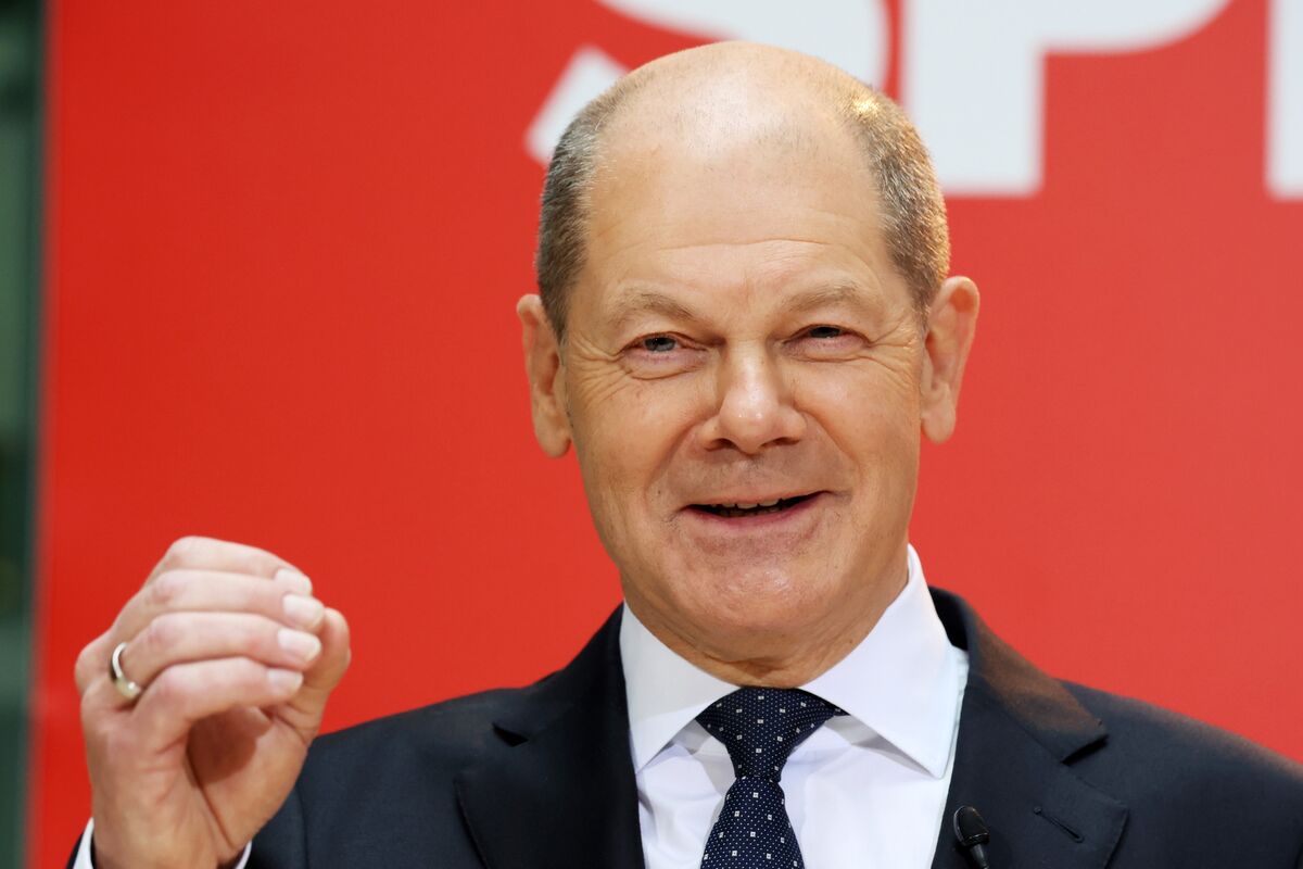 Scholz Set For German Chancellor After Greens Back Coalition - Bloomberg