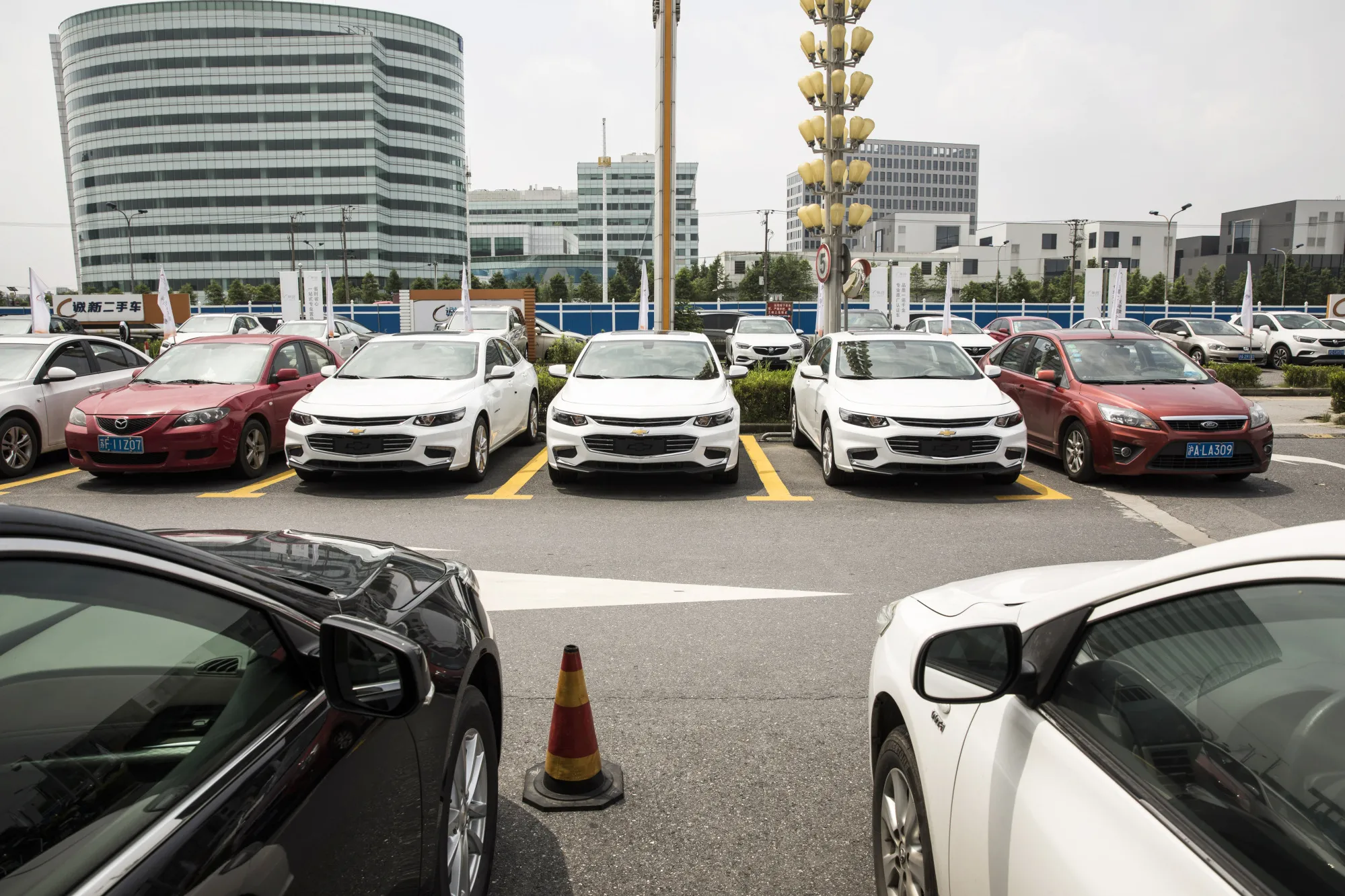 U.S Auto Showrooms in Shanghai and Beijing as China Responds to U.S Tariffs