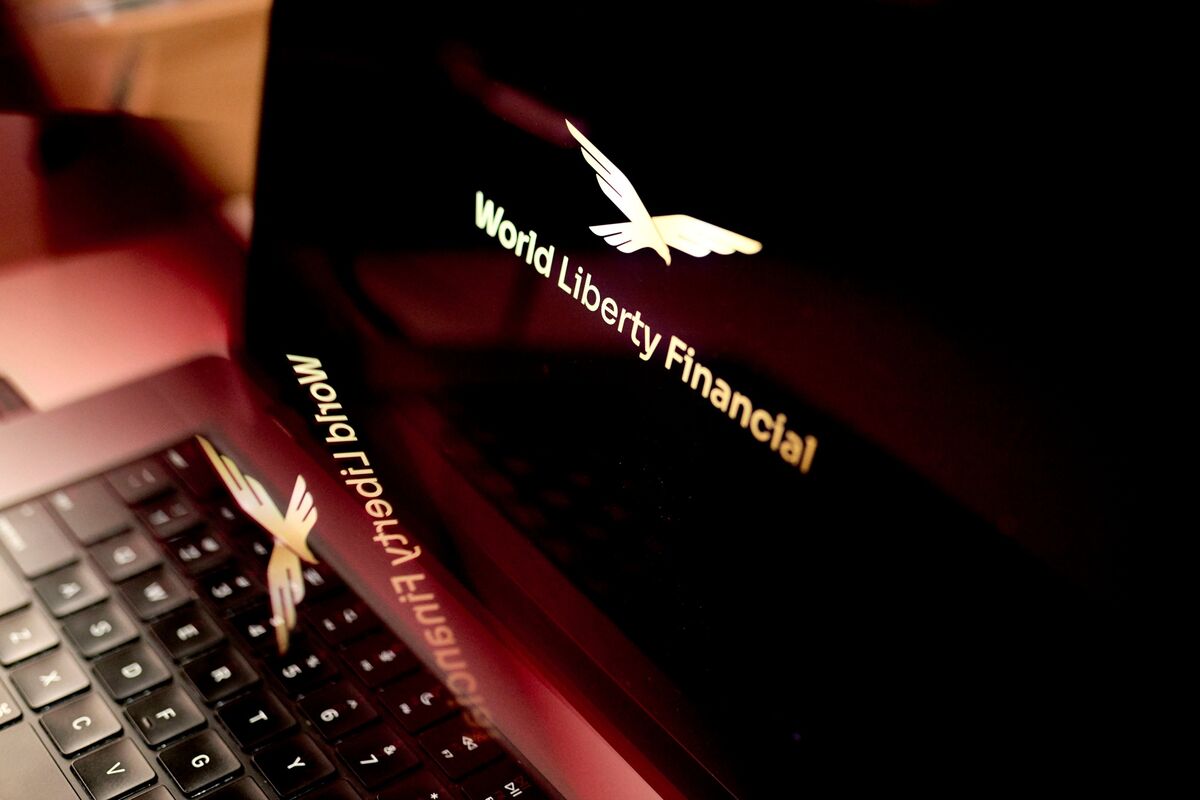 Trump-Linked World Liberty Targets Real Estate as Crypto Slides