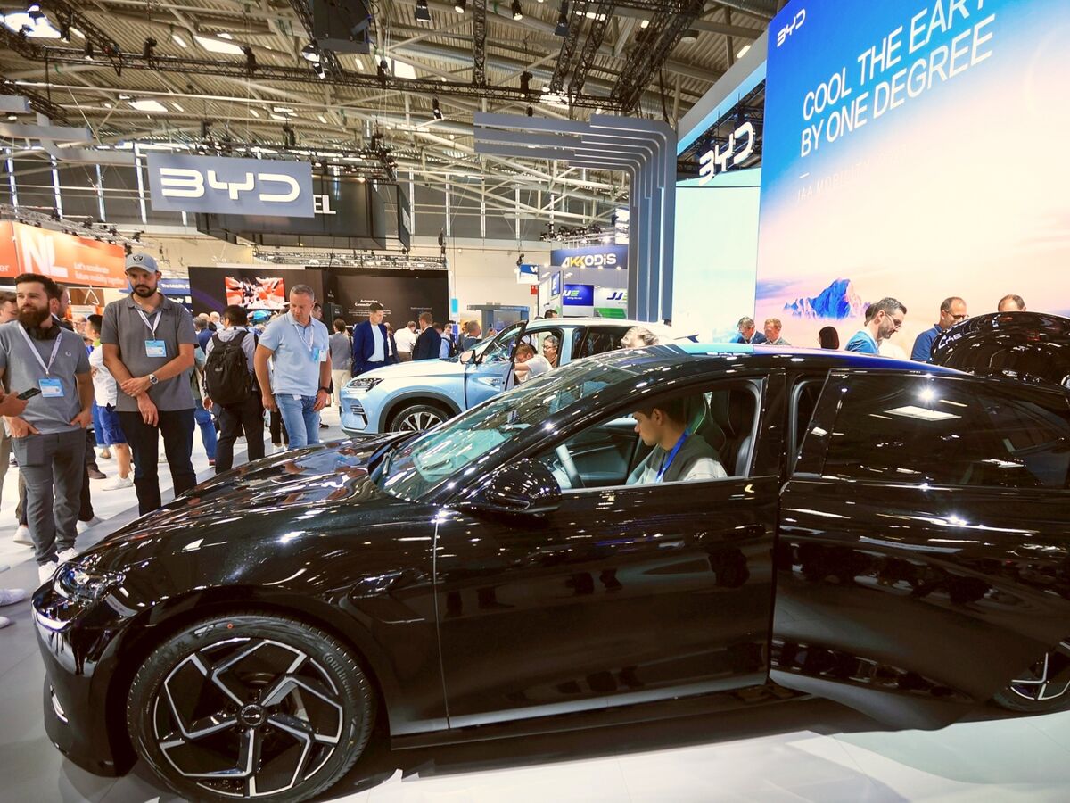 Global Green Investment Surge Needs New Guardrails