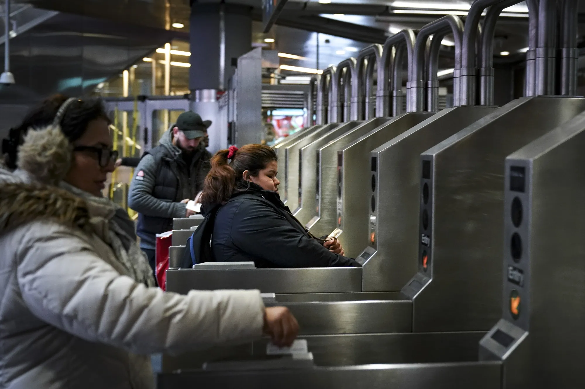 Riders paid 68.4% of subway trips in December, the sixth straight month where paid ridership fell below the target rate.&nbsp;