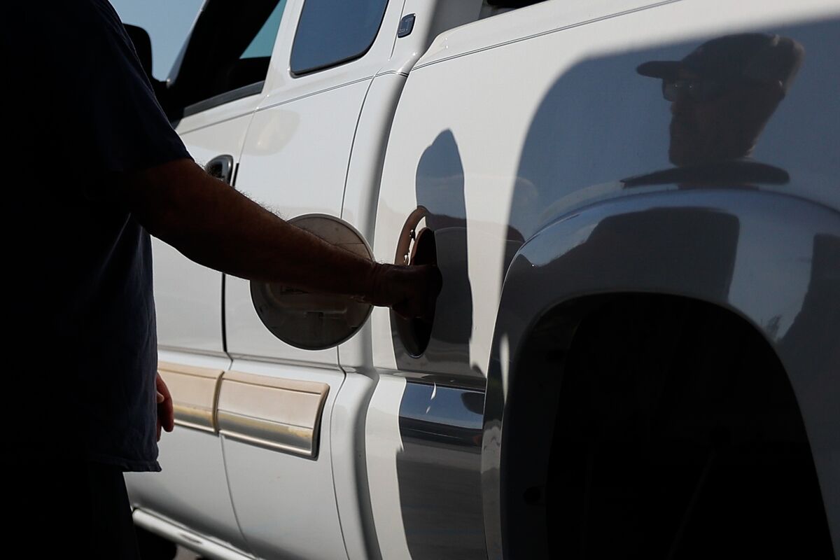 How the Pulling Power of Diesel Risks Higher Inflation Into 2027
