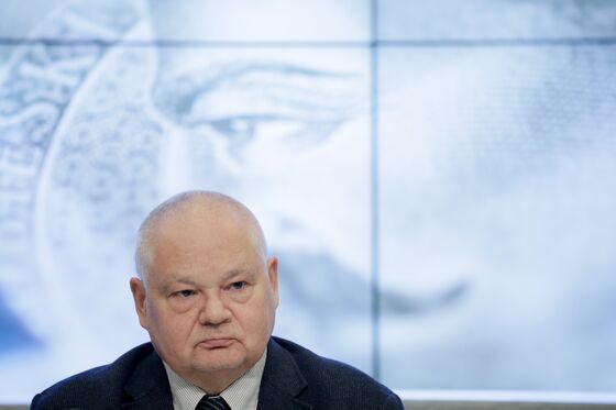 Polish Central Bank Governor Wants Zloty Slump to Stop