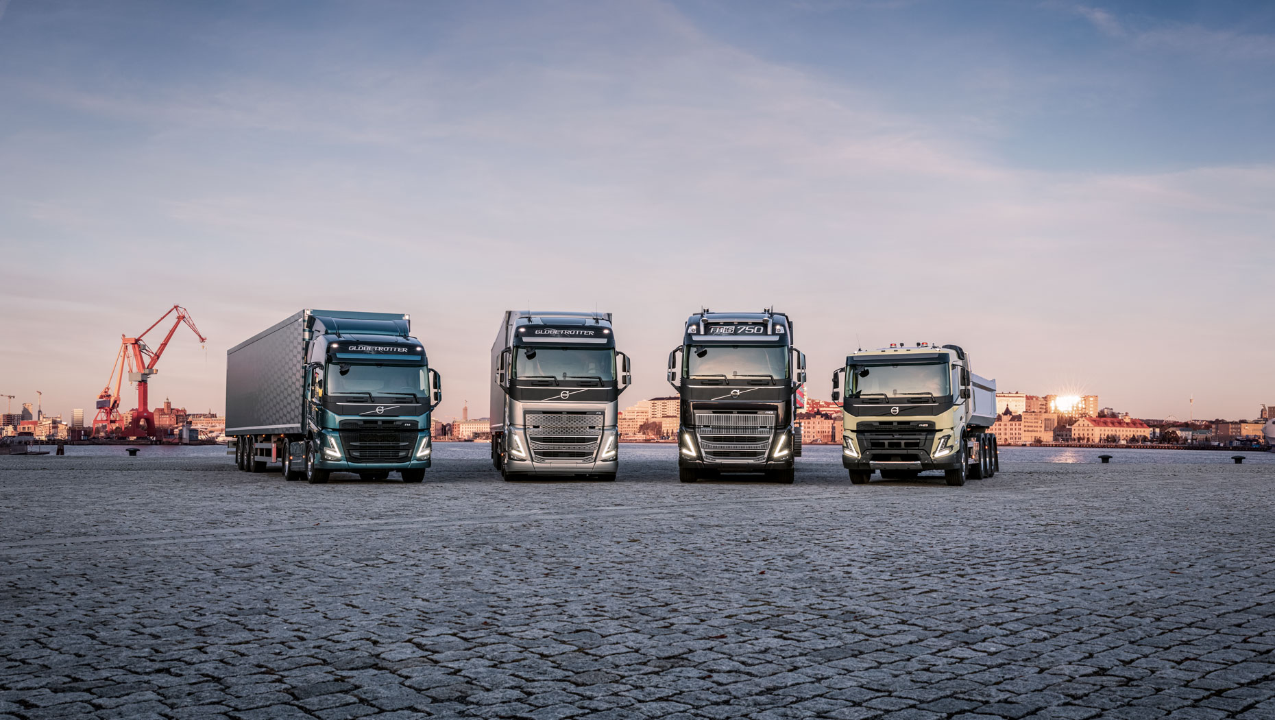 The Future of Trucking Isn't Batteries Yet, Says Volvo - Bloomberg