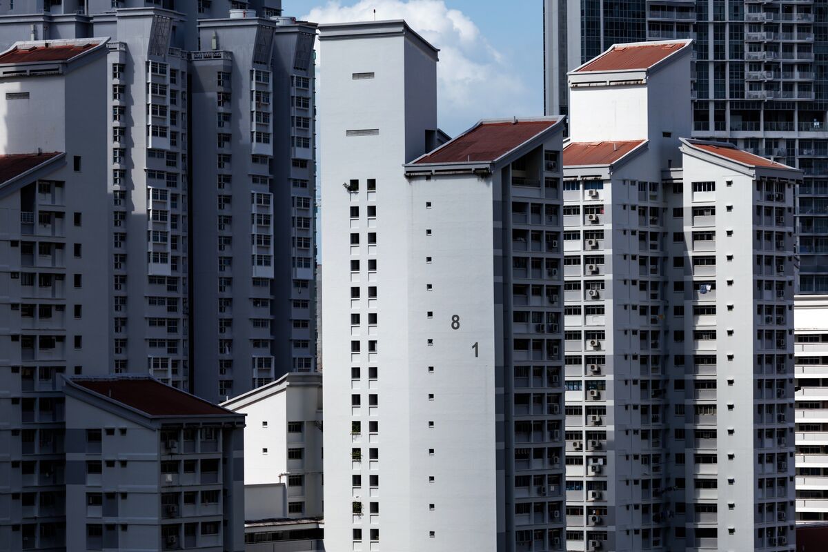 
                            Singapore Home Sales Drop; Developer Shares Fall on War Fears
