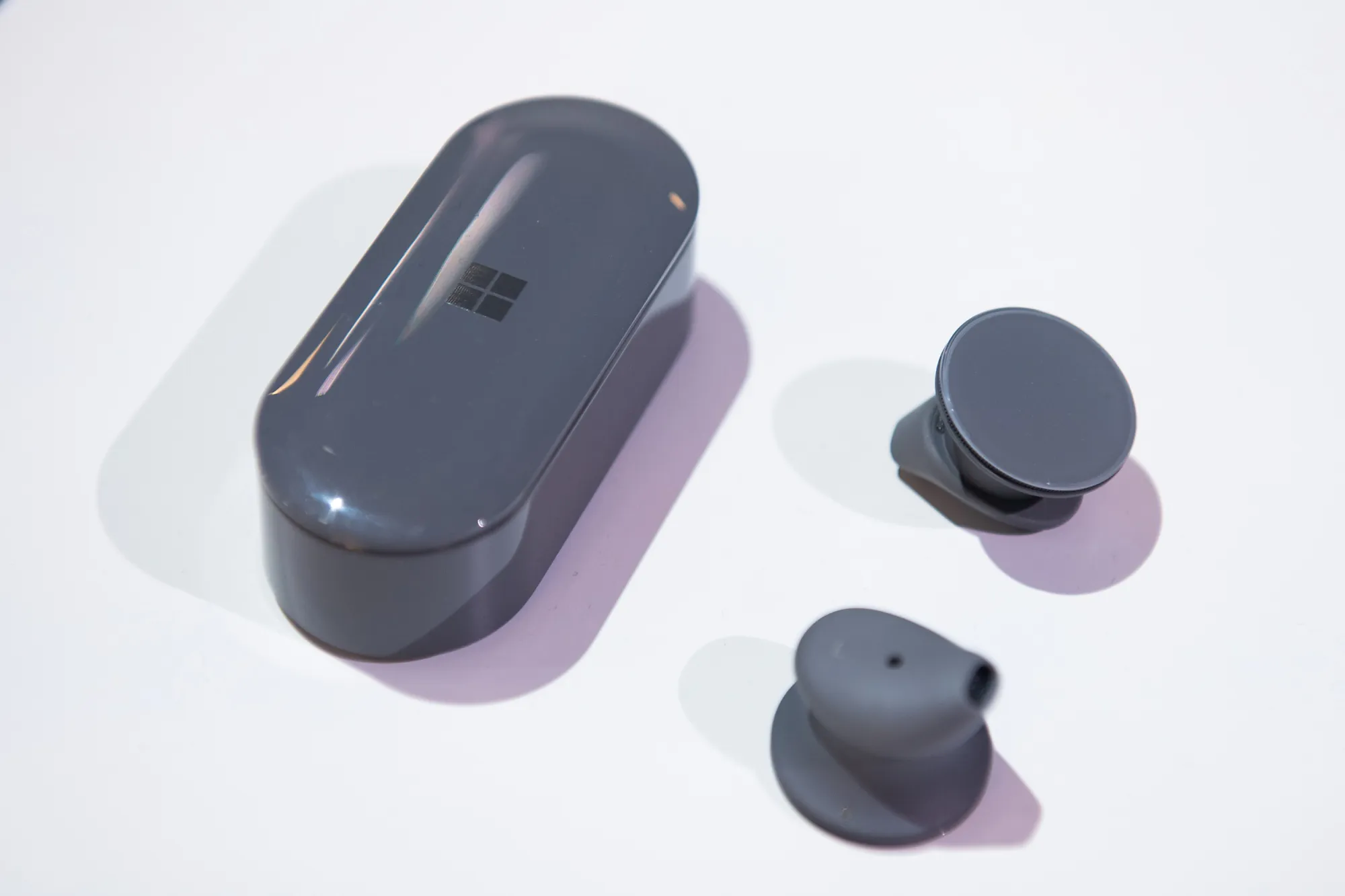 Microsoft Delays Its AirPods Rival Missing Key Holiday Season Bloomberg