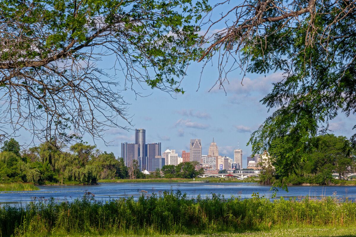 bloomberg.com - Gabrielle Coppola - Startups and VCs Come to Detroit to Pitch a Robot Future