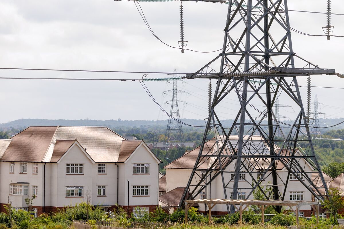 bloomberg.com - Will Mathis - Solar Eclipse Leads UK to Issue Warning on Tight Power Supplies