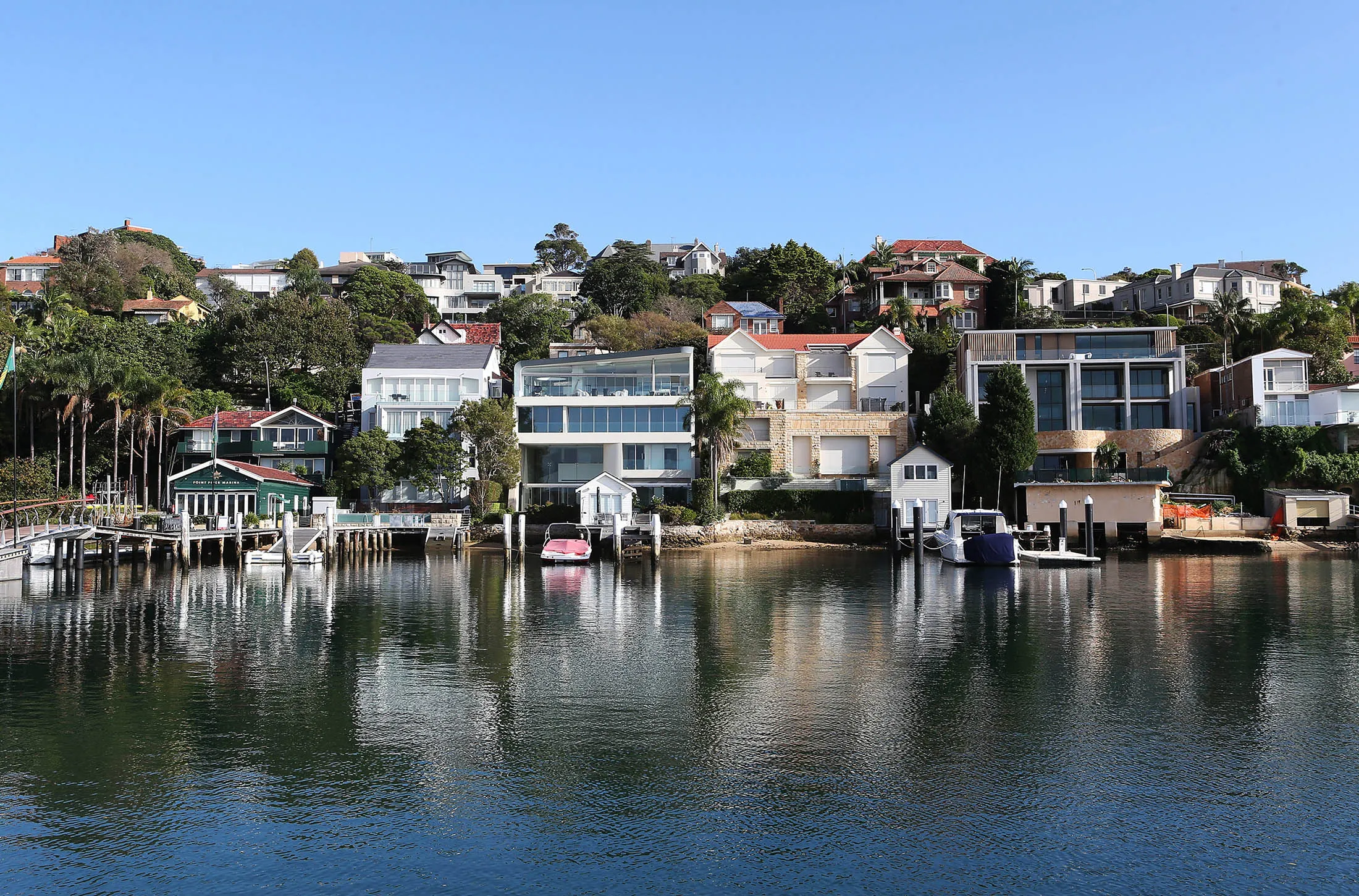 Australian Luxury Home Sales Revive as Wealthy Enjoy Share Gains