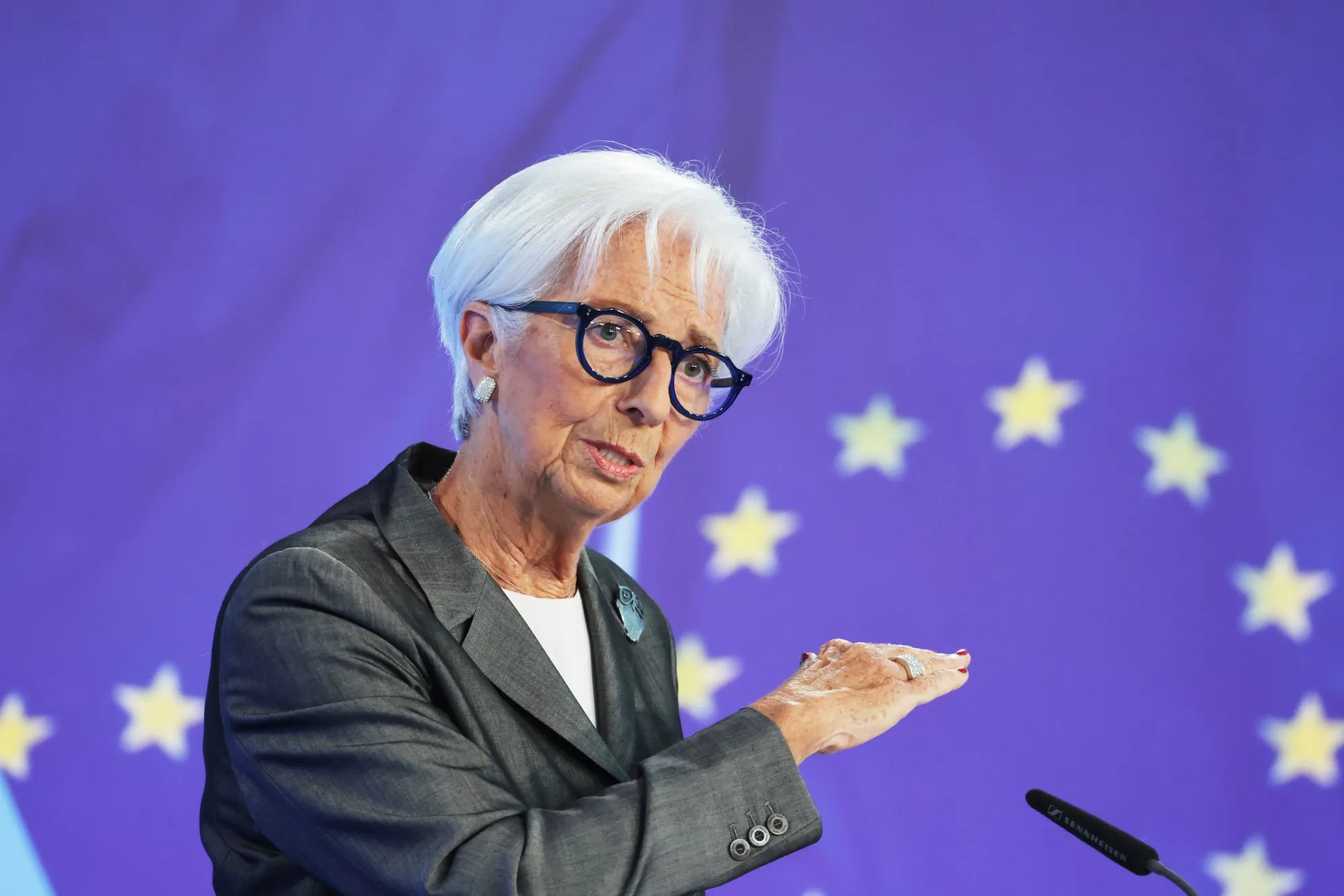 ECB officials ready to raise interest rates in September; blood donors needed as supply drops nearly 20%; Tesla stock dives as Musk preaches patience on Robotaxi, Optimus rollout