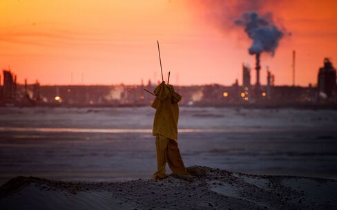 Views Of Fort McMurray As Canadian Stocks Rise A 2nd Day After Oil Climbed