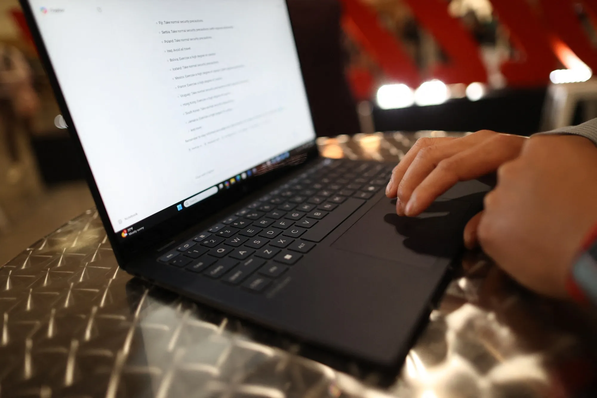 Canada to Start Financial-Crimes Agency to Fight Surge in Online Scams -  Bloomberg