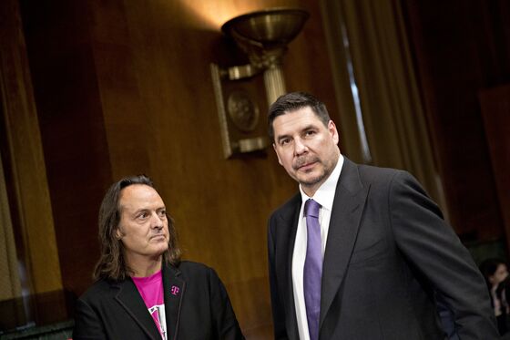 Lawmakers Tell T-Mobile, Sprint Chiefs That Deal Raises Red Flags