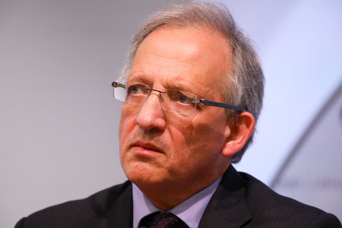 UK Housing Market Is Starting to Slow, BOE’s Cunliffe Says Bloomberg