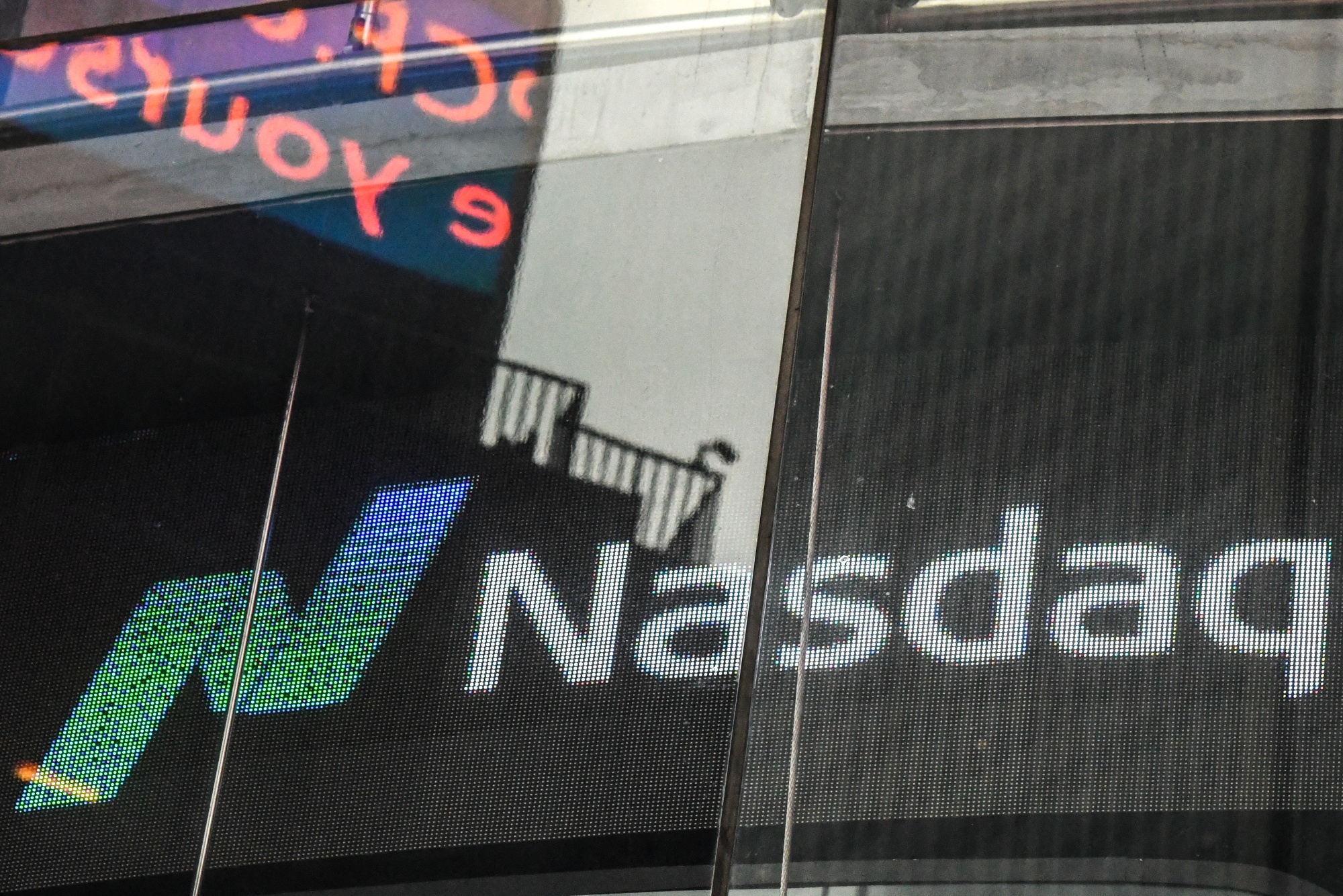 Nasdaq 100s Big Recovery Faces a Key Tipping Point Tech Watch