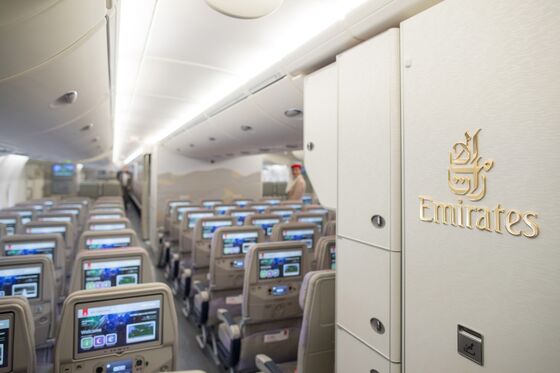 After Shower and Bar at 30,000 Feet, Emirates Focuses on Economy