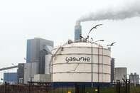 Gas Storage at Port of Rotterdam as Fuel Drops on Carbon Loss 
