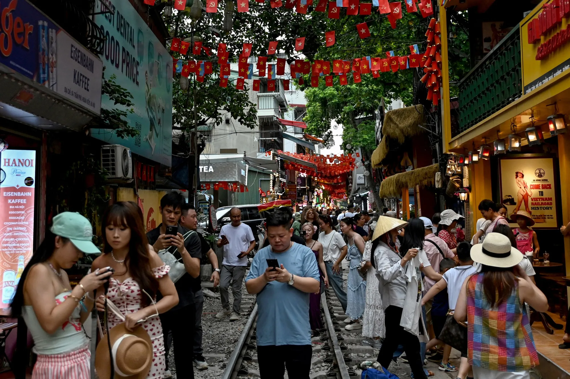 Tourists&nbsp;in Hanoi.&nbsp;