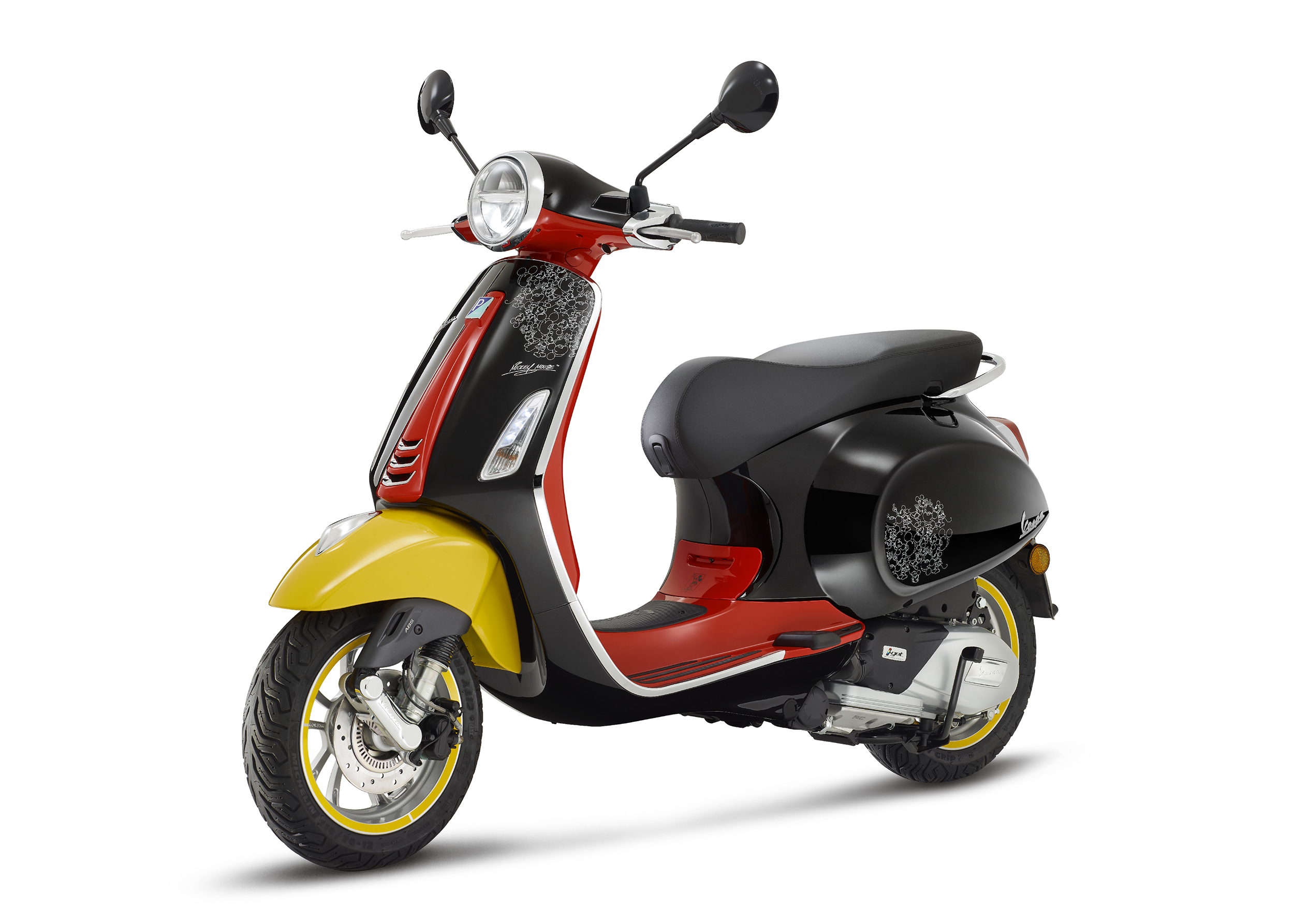 Piaggio Mickey Mouse-Themed Vespa Scooter Unveiled for Disney's